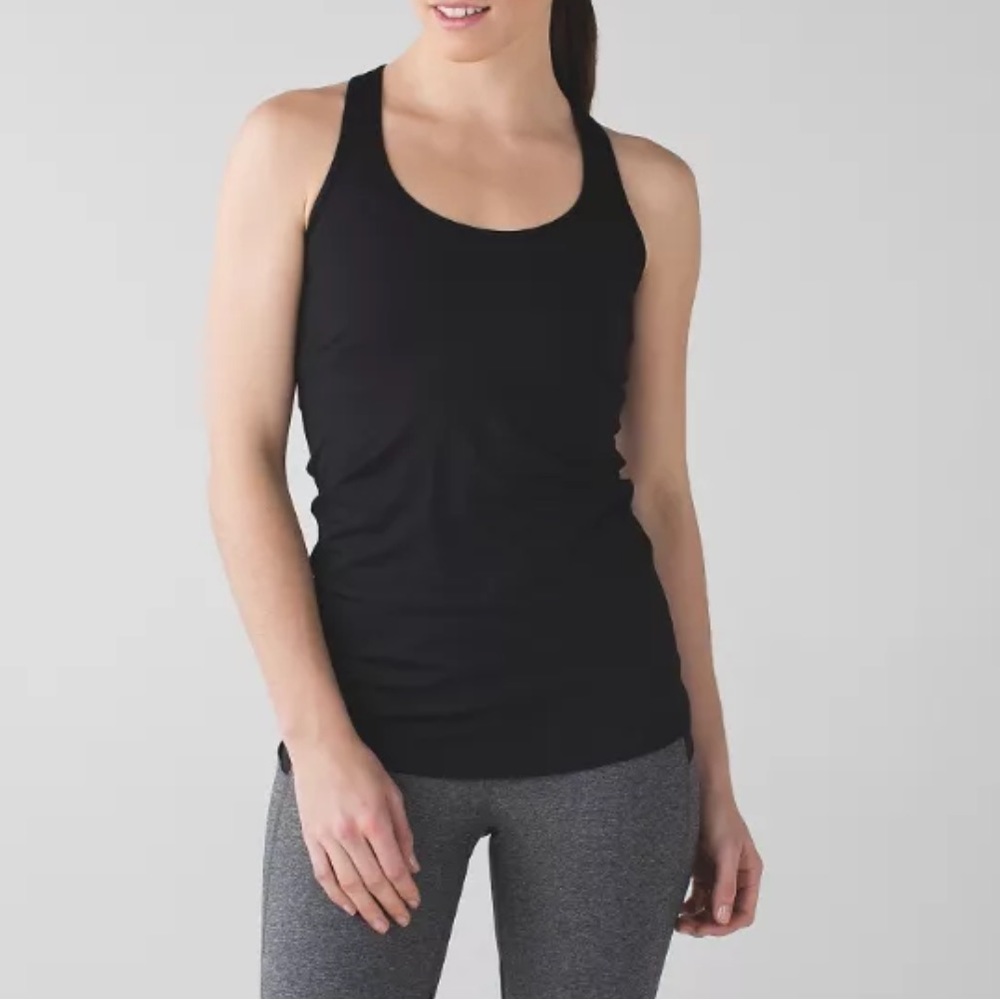 Lululemon Athletica- cool racer back size 6, black/ gray pattern